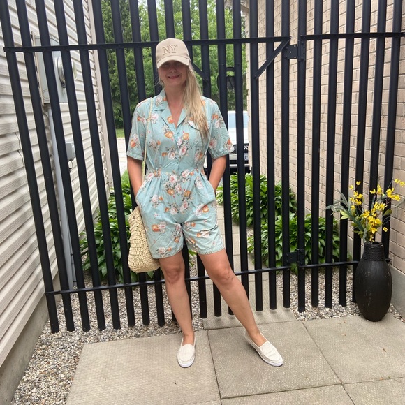 🪸🏝️🪸100 %cotton short sleeve floral romper M - Picture 3 of 4